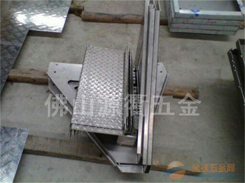黑龙江家具厂定制正方形茶几台 专业不锈钢制品厂钣金加工的精湛技艺